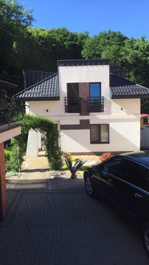 House In Lviv Villa Exterior photo
