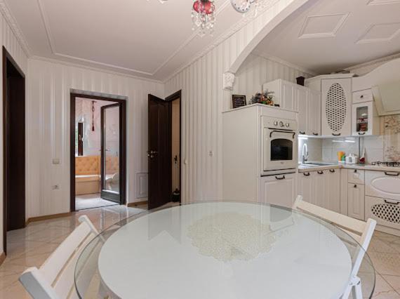 House In Lviv Villa Exterior photo